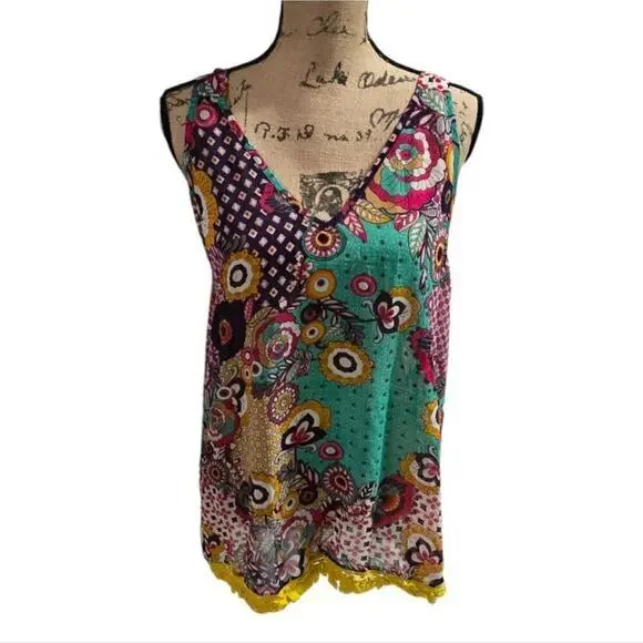 Umgee USA + Floral Patchwork V-Neck Tunic Top with Crochet Fringe Trim 1XL - Picture 1 of 8